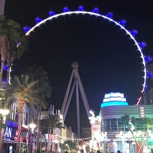 Meet your Posher, Adria